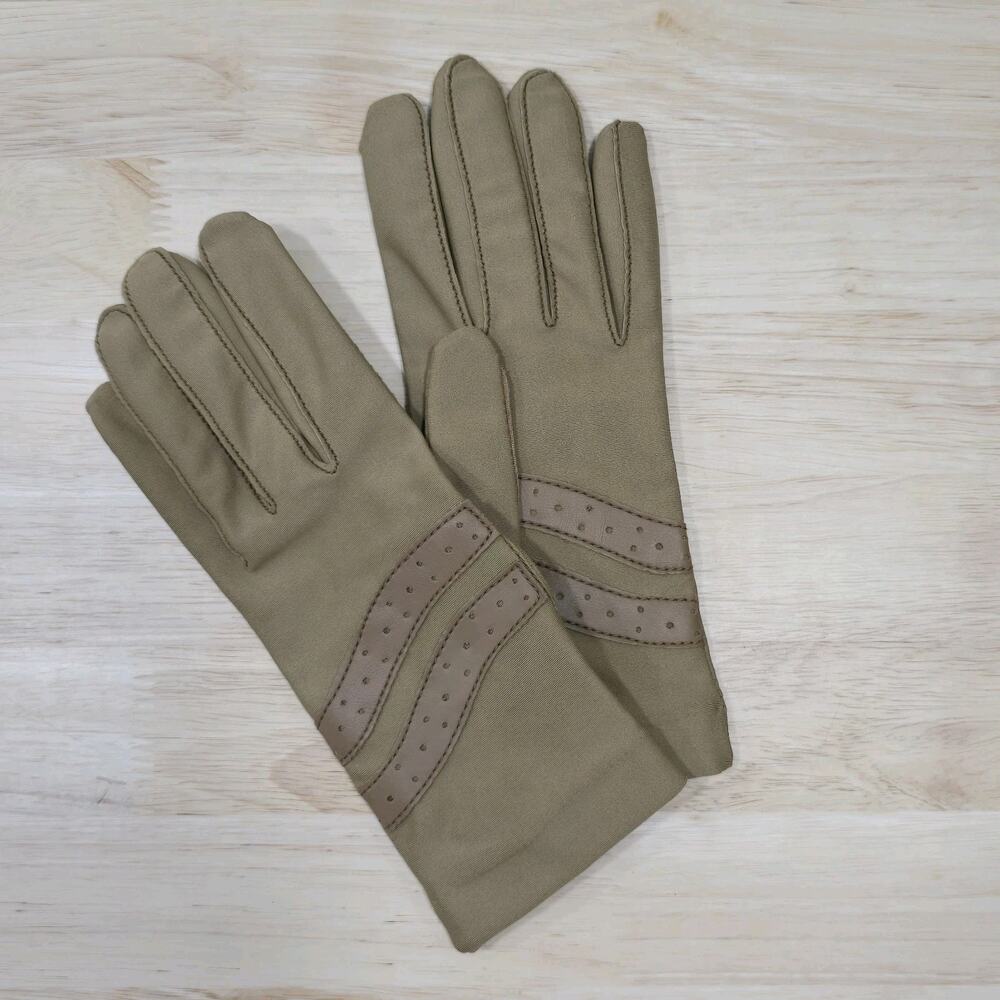 Women's Sheer Energy Gloves By Leggs One Size Stretch Fit Beige Tan - Picture 2 of 8